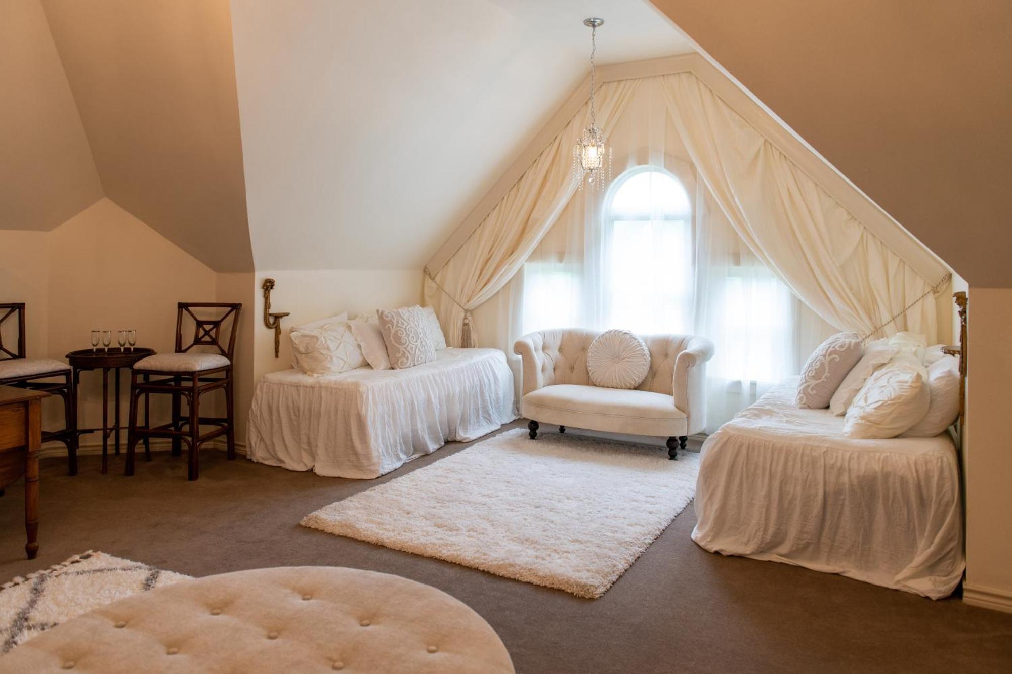 Four Winds Victorian Venue & Suites Bonham Oda fotoğraf